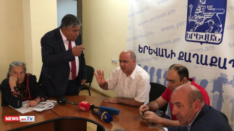 «Հայ կնոջ հետ ո՞նց ես խոսում». թեժ վիճաբանություն Երեւանի քաղաքապետարանում