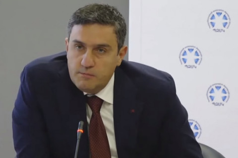 Քննարկում ենք մի օրակարգ, որը բացարձակ կապ չունի Հայաստանի պետական շահի հետ. Ղազինյան