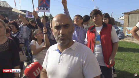 «Թող կոկորդիլոսի ֆերմա բացեն, իրեն տնօրեն դրեն, մարզպետի գործն իրա հագով չի». նորաշենցի