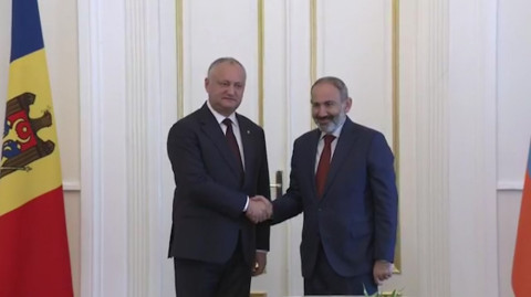 Փաշինյանը լայվ է մտել Մոլդովայի նախագահ Իգոր Դոդոնի հետ հանդիպումից