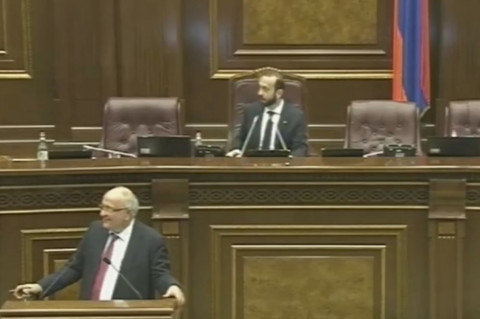 Կարեւորն Անի Սամսոնյանն ա. Արարատ Միրզոյանը կատակեց