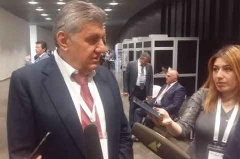Մեր ինքնությունը կորցնում ենք, հարսանիքին ու կնունքին ով ինչ ուզում, անում ա. Արա Աբրահամյան