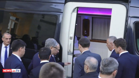 Փաշինյանը, Պուտինը, Ռոհանին ու մյուսները միկրոավտոբուսով հեռացան Բաղրամյան 26–ից