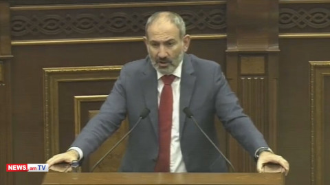 Սելֆիից պատմելու ի՞նչ կա, հանել ենք, նկարվել. Փաշինյանը զարմացավ «Իմ քայլի» պատգամավորի հարցից