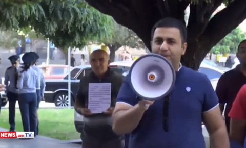 Սա ձեր Մոսկվայի բլոկի ցեխը չի, մարզպետարան ա. նորաշենցիների բողոքի ակցիան