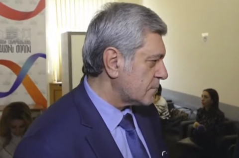 Հրայր Թովմասյանը խոսում է՝ որպես պաշտոնաթող ՀՀԿ անդամ. Իգիթյան