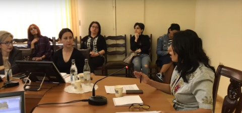 «Եկել, Ջոկոնդայի ժպիտով ժպտացել, գնացել եք». Զոհրաբյանը՝ Թագուհի Ղազարյանին և Մարիա Կարապետյանին