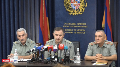 «Տեղեկանք եմ տվել». ԳՇ պետը՝ Ապրիլյանի սկսվելու պահին Խաչատուրովի գտնվելու վայրի մասին