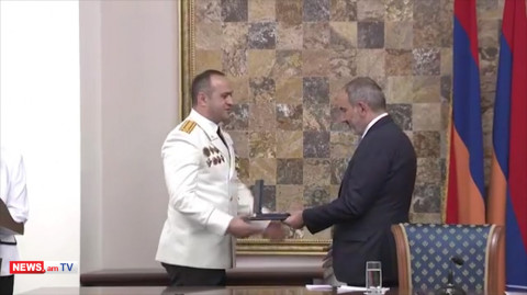 Փաշինյանը պարգեւատրեց Ամուլսարի գործը քննող Արսեն Այվազյանին