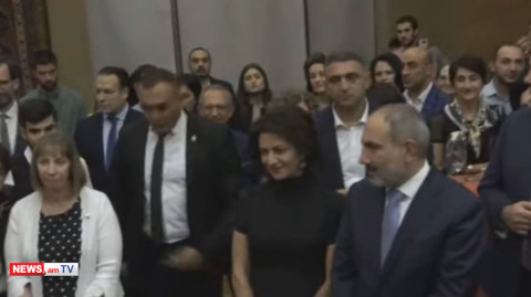 Սերժ Թանկյանը Երեւանում ներկայացնում է իր GAVAT սուրճը. ներկա է նաեւ Փաշինյանը տիկնոջ հետ