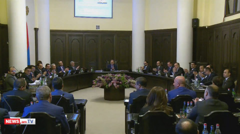Այսօր Դավիթ Անանյանի ծննդյան օրն է. Փաշինյանը շնորհավորեց, Կառավարության անդամները ծափահարեցին