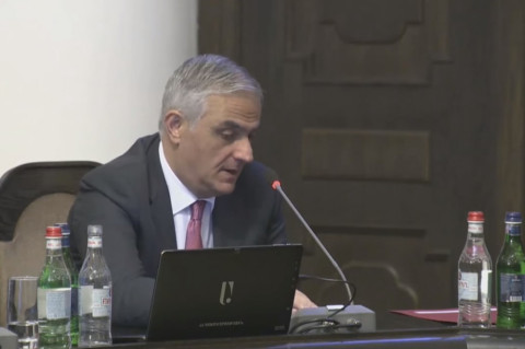Հավերժ հարկ չենք վերցնելո՞ւ, բյուջեն կմնա առանց եկամուտների. փոխվարչապետը՝ Փաշինյանին