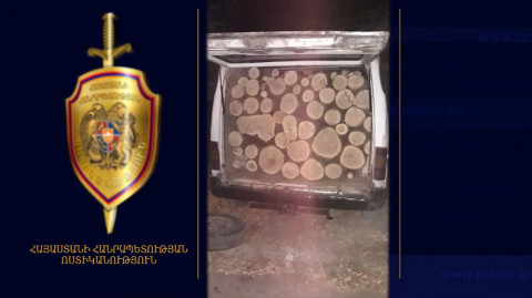 Ալավերդիում ոստիկանները հետապնդել ու բռնել են ապօրինի փայտանյութով մեքենան