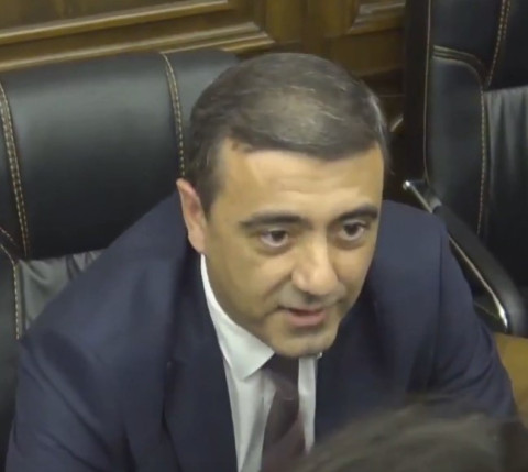 Ձեր անվտանգությանն ասեք, թող չբրթեն. լրագրողը՝ ԱԱԾ տնօրենի ԺՊ-ին