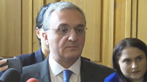 Զոհրաբ Մնացականյանը՝ սահմանային լարվածության եւ բանակցությունների մասին