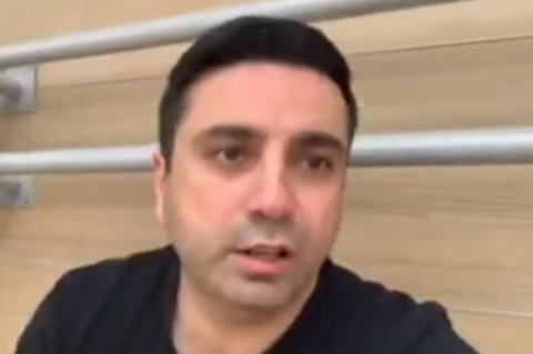 Ալեն Սիմոնյանն առաջարկում է արգելել արմատից հատված եղեւնու վաճառքը