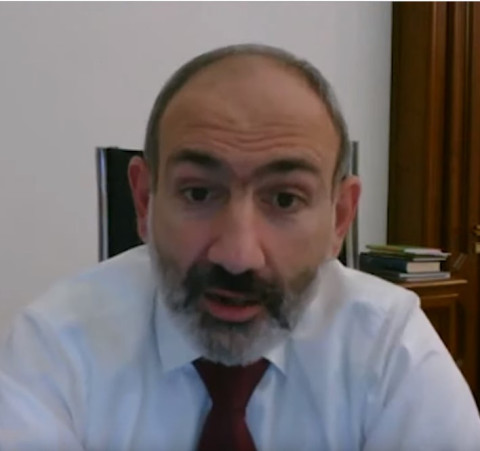 Էդ ումի՞ց եք հայոց լեզուն պաշտպանում, մեզանի՞ց. Նիկոլ Փաշինյանը բարկացել էր