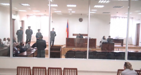 Մեկդ մեկի դեմ ցուցմունք եք տալիս, իրար եք ուտում. սպանված ոստիկանի կին