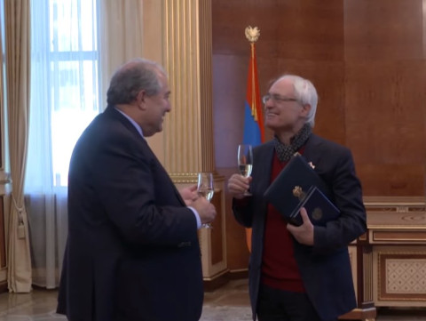 Արմեն Սարգսյանը պարգեւատրել է Տիգրան Մանսուրյանին
