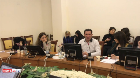 Ինձ նայողը ո՞նց կարա մտածի՝ ես սեռափոխված եմ. Գեւորգ Պետրոսյանը՝ իշխանական պատգամավորին