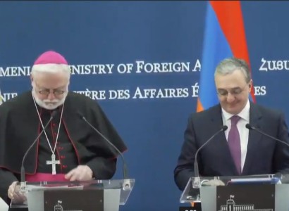 Զոհրաբ Մնացականյանի եւ Փոլ Ռիչարդ Գալլագերի համատեղ ասուլիսը Երեւանում