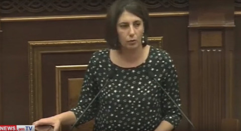 Շիրակի մարզում կարկուտից տուժած գյուղացին որեւէ փոխհատուցում մինչ այժմ չի ստացել. Սոֆյա Հովսեփյան