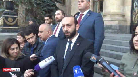 Ես էլ ամբողջությամբ չեմ հասկանում կամ հավանում Փարաջանովի «Նռան գույնը». Արարատ Միրզոյան