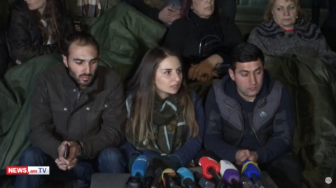 Հստակ չգիտենք էլ՝ սատանիզմն ինչ ա. ցուցարարների պատասխանը՝ Փաշինյանին