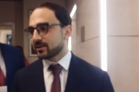 Որեւէ դերակատարում չեմ ունեցել. Ավինյանը պատասխանում է Սարհատ Պետրոսյանին