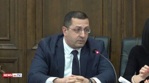 Ուսանողներ ես չէի ասի, դա ուսանողների մի փոքրիկ քաղաքական հատվածն է. Հովհաննես Հովհաննիսյան