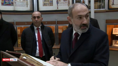 Փաշինյանը գրառում կատարեց Մխիթարյան միաբանության մատյանում