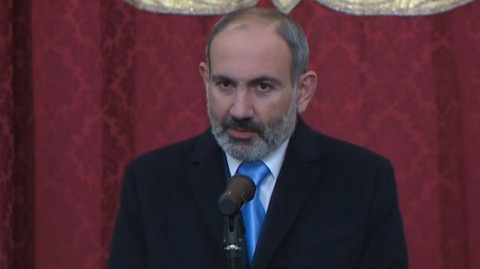 Իմ տղան էլ պիտի 3 տարի սովորեր, բայց եկել ու ծառայում է. Փաշինյանը հակադարձեց իտալահային