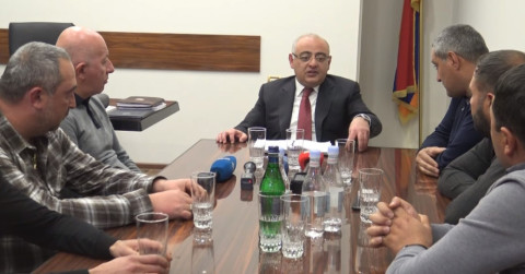 «Վերջին մի ամիսն է, ճիպոտում են մեզ, ասում` սատկեք սաղդ». ավտոներկրողը` Մաշադյանին