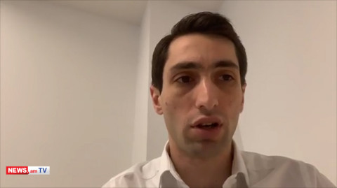 «Մենք ճիշտ էինք, քաղաքապետը` սխալ». Խաժակյանը՝ Սամվել Ալեքսանյանի նվիրած մեքենաների մասին