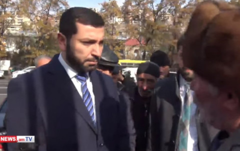 Հարձակում չի եղել, ընկերն ընկերոջը խփել ա, ինչի՞ համար. մահացած զինվորի հարազատը՝ պատգամավորին