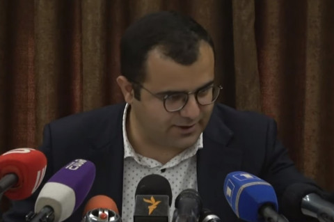 Ինչպես ցանկացած շուստրի տղա...Հակոբ Կարապետյանը՝ Ծառուկյանի մասին