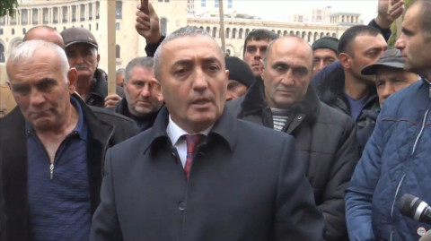 «Արծվաշենի տեղը շատերը ուզում են մոռանալ, բայց արծվաշենցիները ապրում են». բողոքի ակցիա
