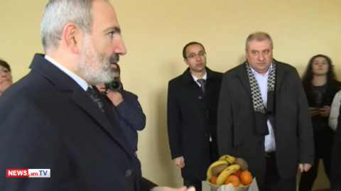 «Կարեւորը հայաթում կուզով չկա». Փաշինյանը Լեռնանցքում մասնակցեց բնակարանամուտի