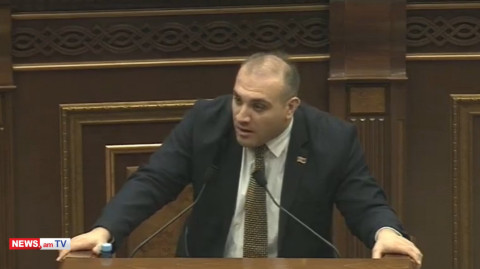 «Աչքերիս մեջ նայեք». լեզվակռիվ Համազասպ Դանիելյանի ու Նաիրա Զոհրաբյանի միջեւ