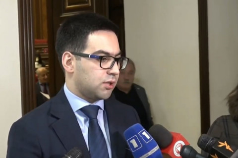 Իրավունք ունենք իմանալու՝ դատավորը 3–րդ մասի քրեական հեղինակության հետ հանդիպում է, թե ոչ. Բադասյան