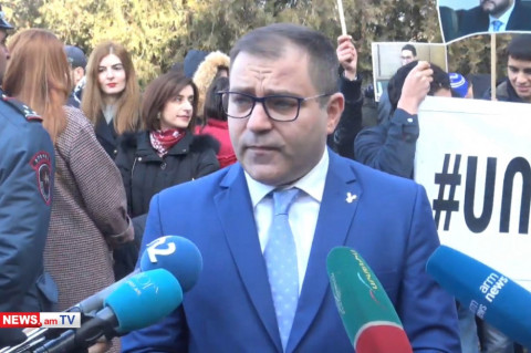 Ասացին, թե ցանկացել են ինձ աղբամանը նետել, ես ասացի, որ ես էլ ցանկանում եմ նրա մայրիկին. Մալյան