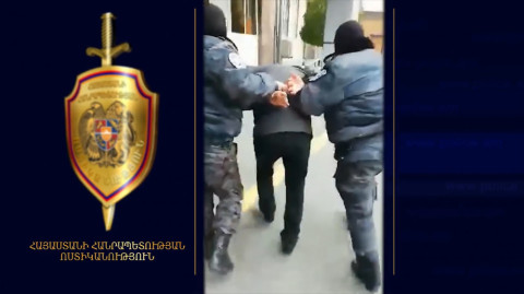 Կնոջից 1 մլն 700 հազար դրամ շորթելու պահին տղամարդը բերման է ենթարկվել