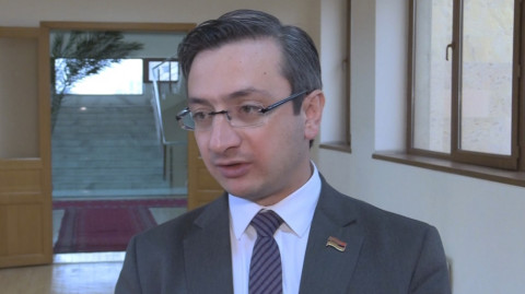 Սա այն նույն գործելաոճն է, որը Մարությանը տարիներ առաջ քննադատում էր Տարոն Մարգարյանին. Գորգիսյան