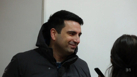 Ռուբեն Հայրապետյանից հարցազրույց վերցրեք. Ալեն Սիմոնյանը՝ լրագրողներին