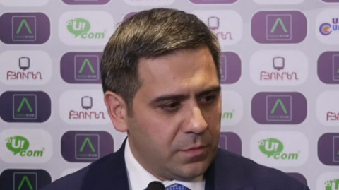 Արմեն Մելիքբեկյանը՝ իր հակահայկական հոդվածների ու Արցախը լքելու իր աղմկահարույց կոչերի մասին