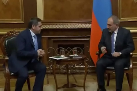 Ի՞նչ են քննարկել Նիկոլ Փաշինյանն ու Արմեն Մելիքբեկյանը