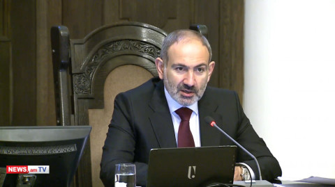 Հյուրերին մի ստիպեք ուտել 15 օրվա խոզի բդից, 4 օրվա բլինչիկից. Փաշինյան