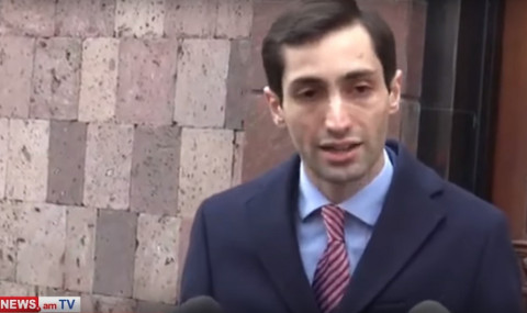 Հայկ Սարգսյանի ստորագրած 70 եւ ավելի ակտերն առոչինչ են. Խաժակյանի տարեվերջյան բացահայտումը