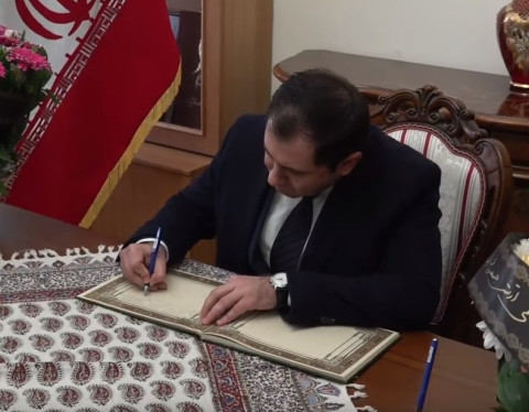 Այս պահին որևէ սպառնալիքի մասին խոսք չկա. Սուրեն Պապիկյանը այցելեց Իրանի դեսպանատուն