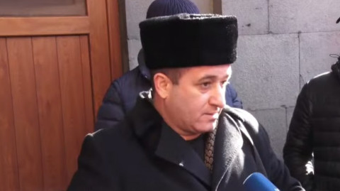 Շուշանիկ Ներսիսյան, կհելնես, կգաս էստեղ, վերջ. ավտոներկրողների ակցիան ՊԵԿ-ի դիմաց